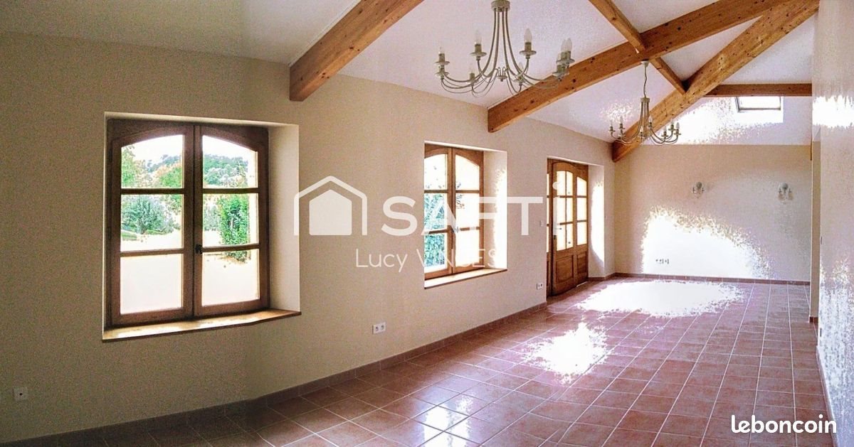 Maison à vendre, 115m², Goujounac