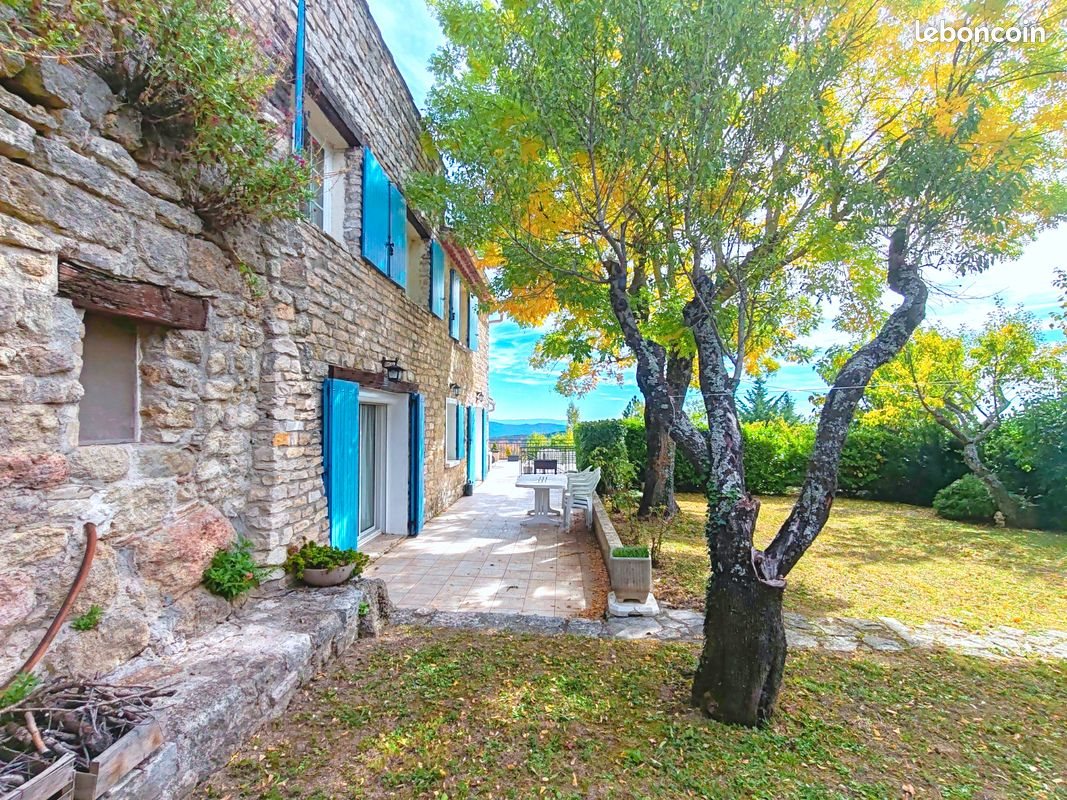 Maison à vendre, 137m², Vachères