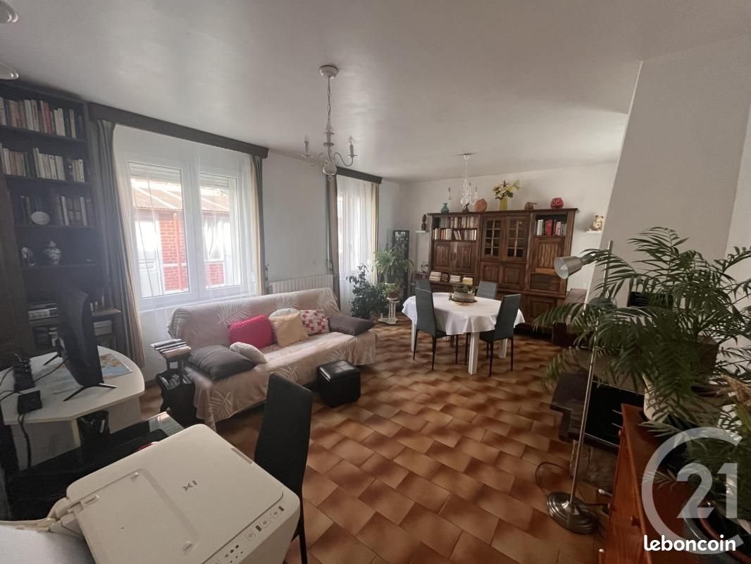 Maison à vendre, 99m², Saint-Quentin