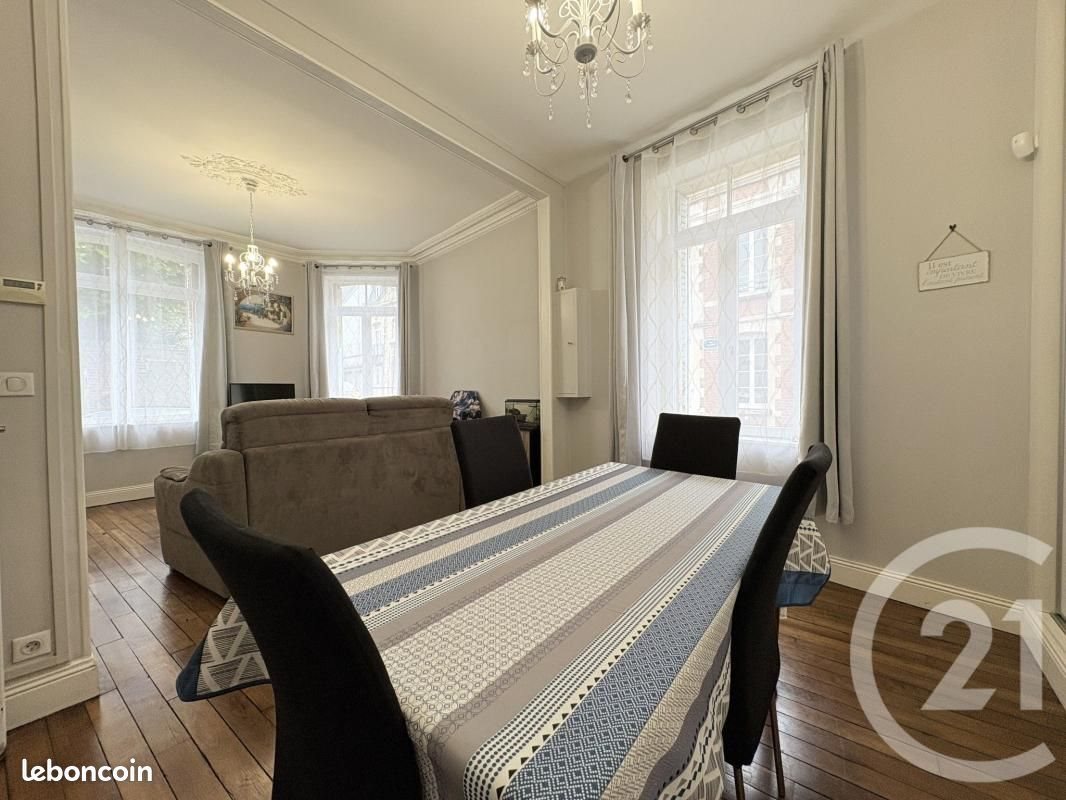 Maison à vendre, 169m², Saint-Quentin