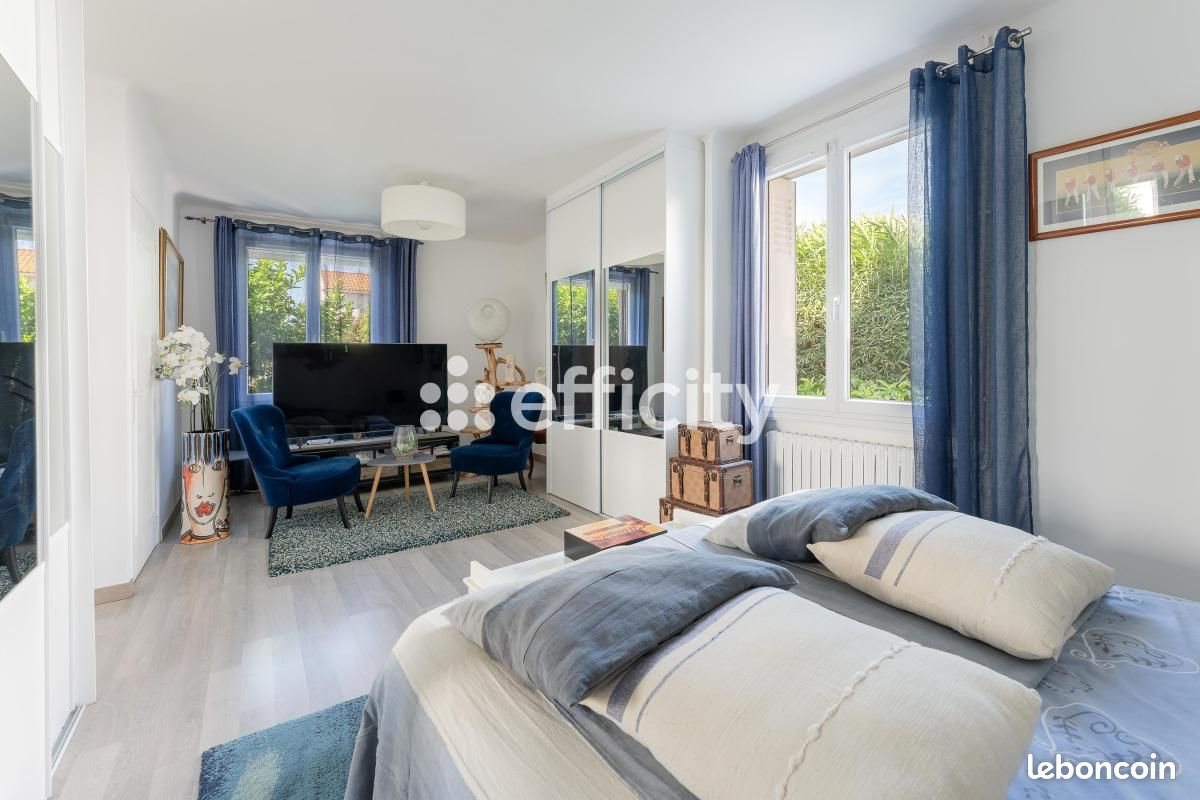 Maison à vendre, 169m², Lunel
