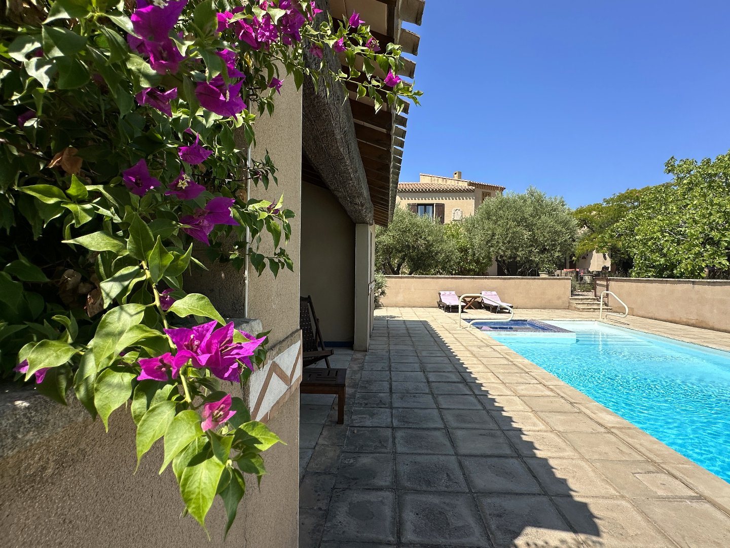 Maison à vendre, 205m², Saint-Geniès-de-Fontedit