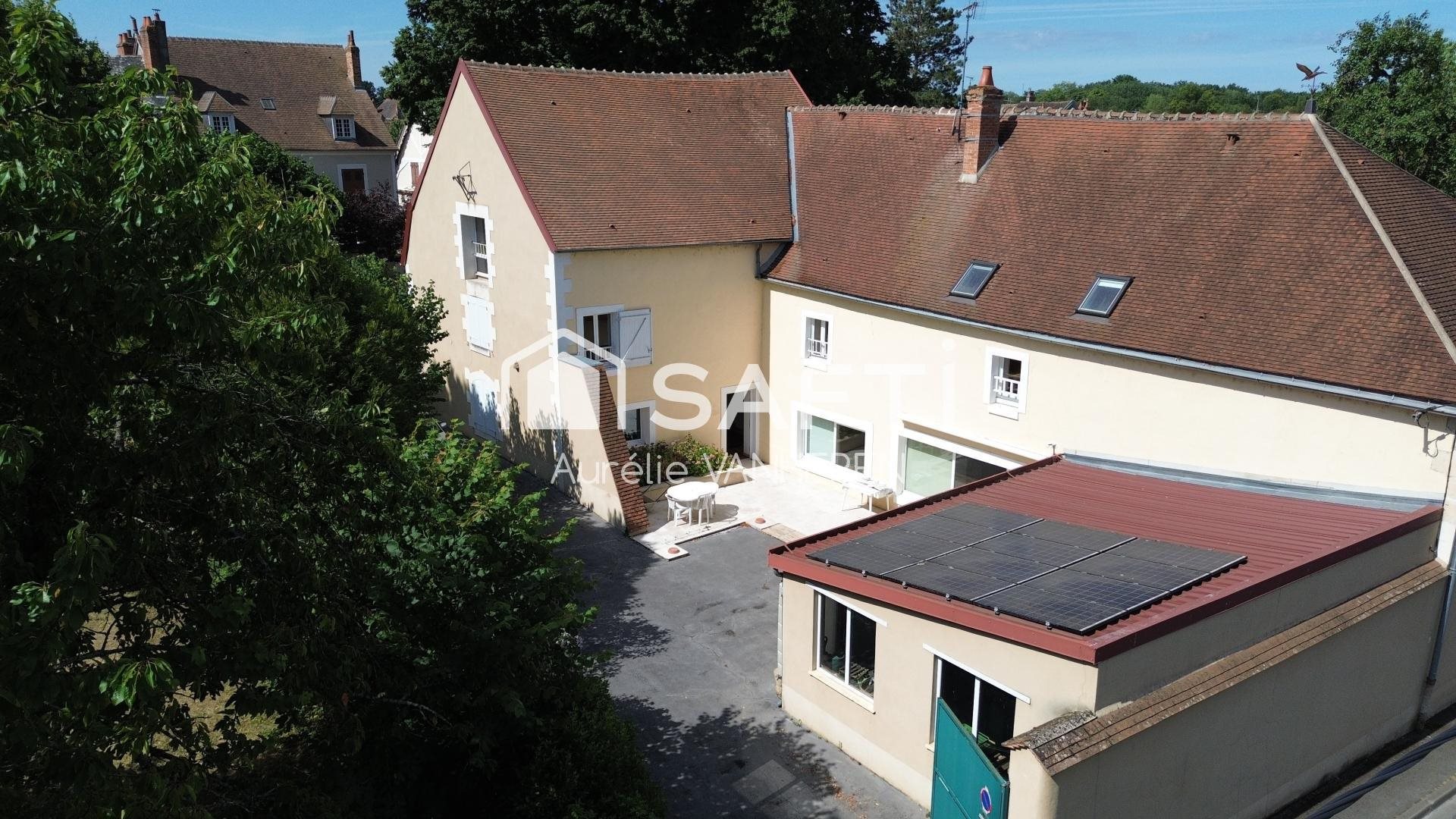 Maison à vendre, 300m², Cosne-Cours-sur-Loire