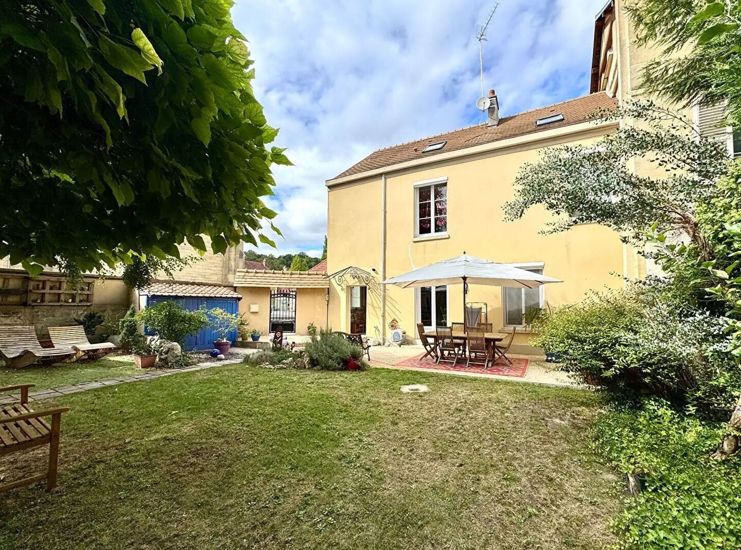 Maison à vendre, 131m², Bray-et-Lû