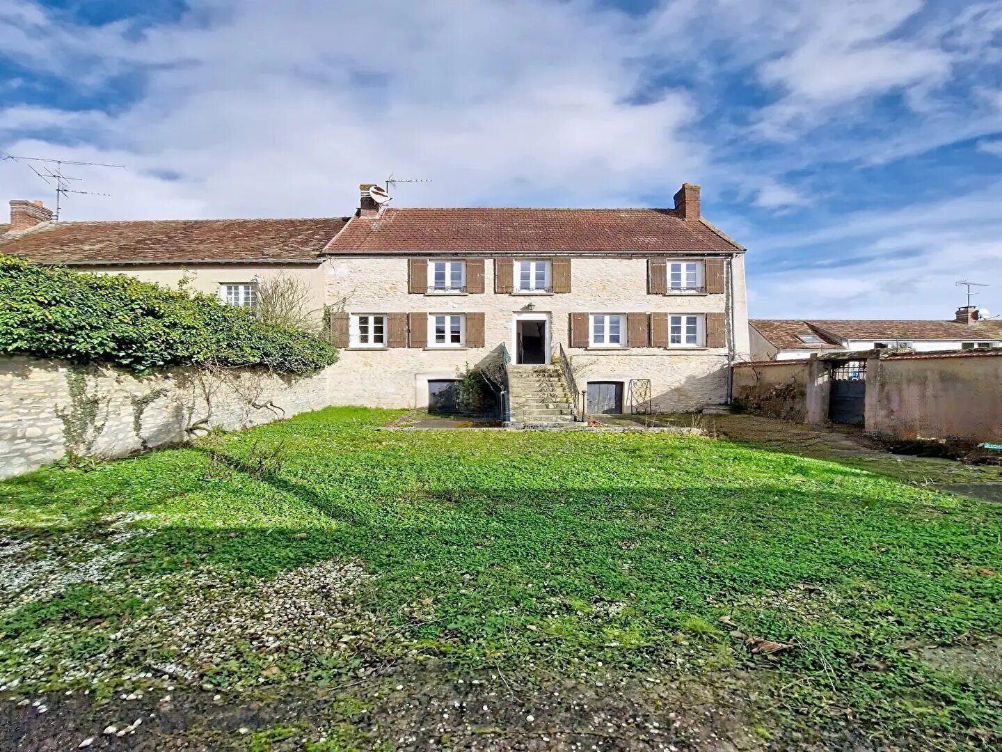 Maison à vendre, 107m², Bray-et-Lû