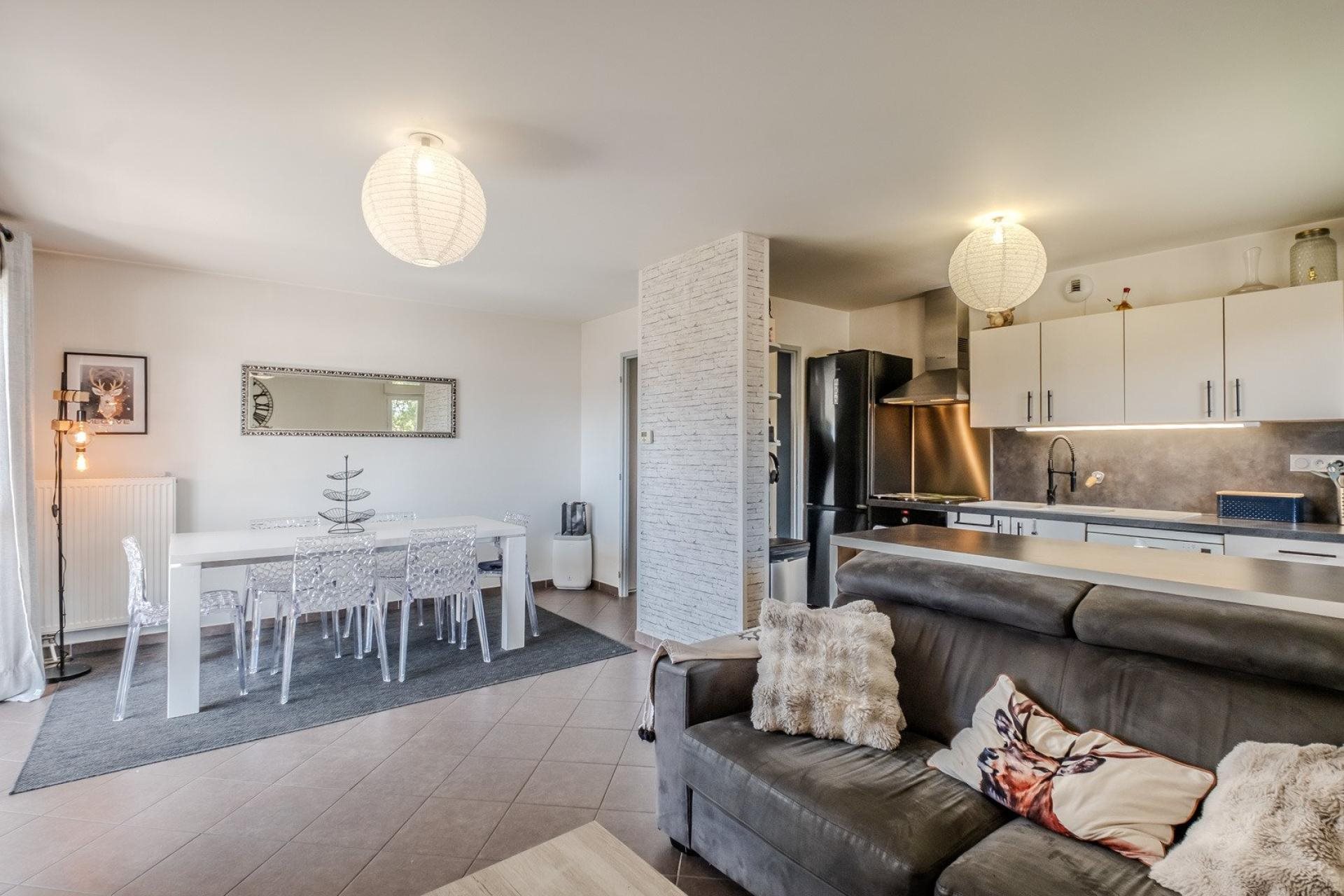 Appartement à vendre, 81m², Veigy-Foncenex