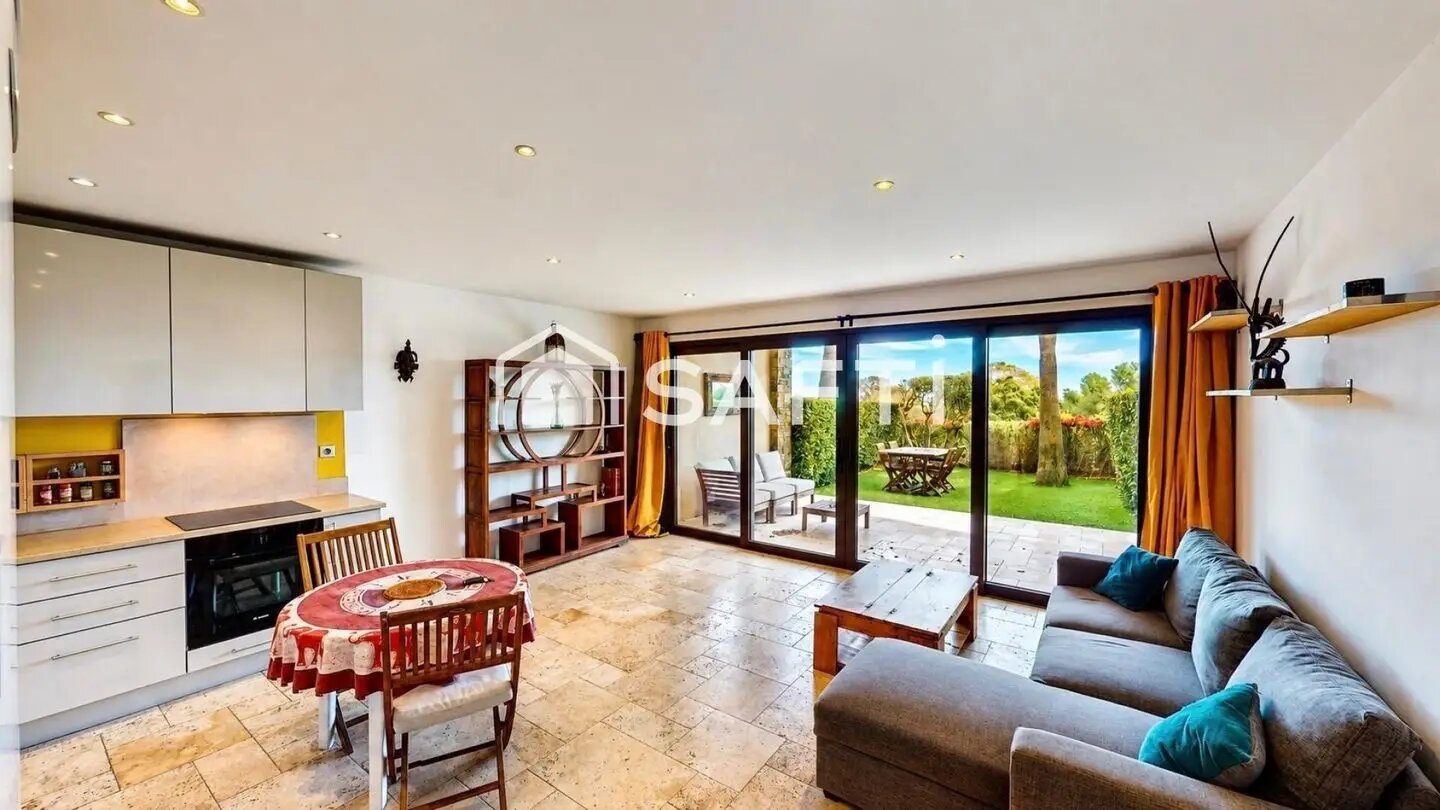 Appartement à vendre, 65m², Roquebrune-sur-Argens