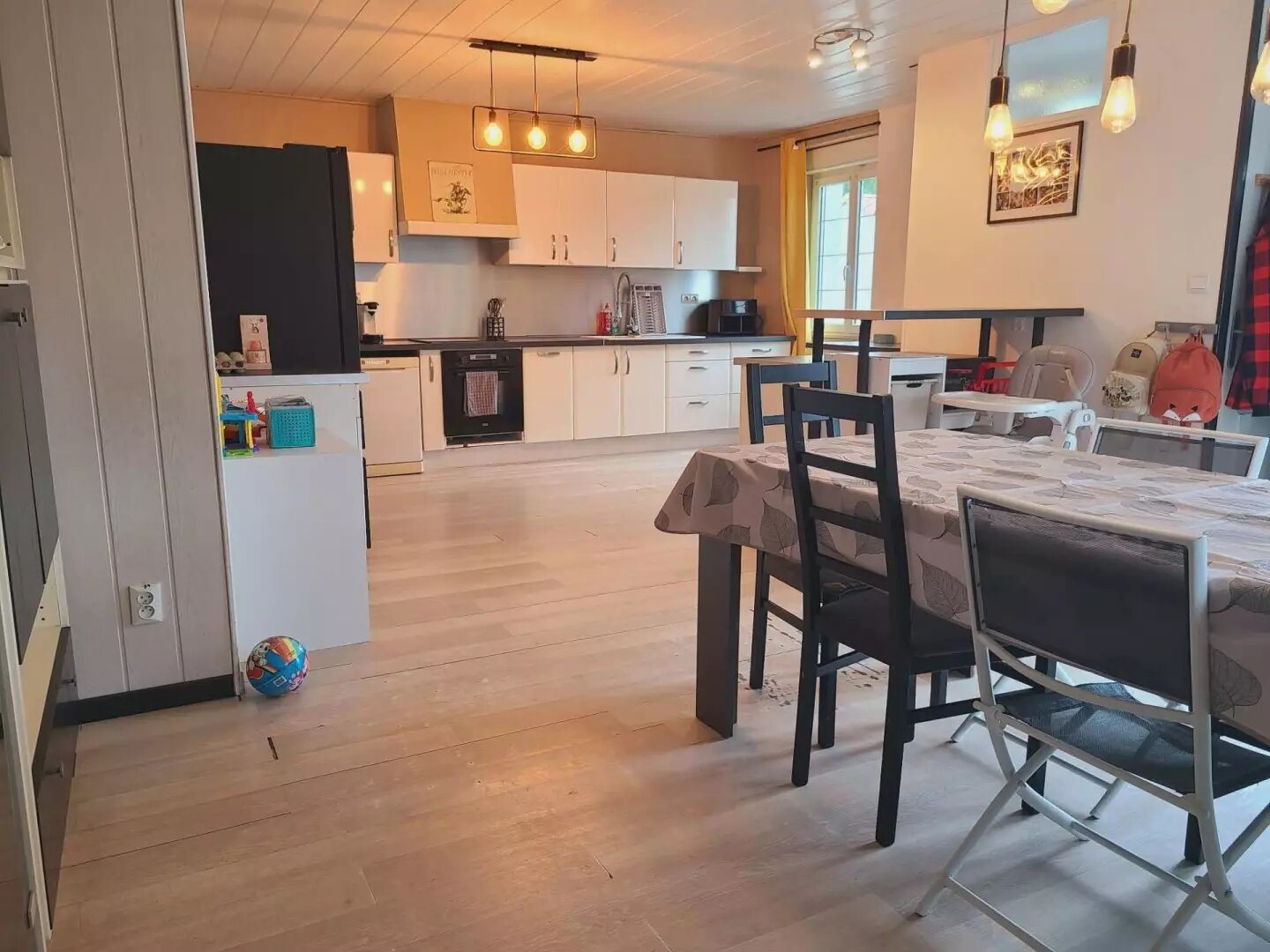 Maison à vendre, 166m², Sainte-Gemme-la-Plaine