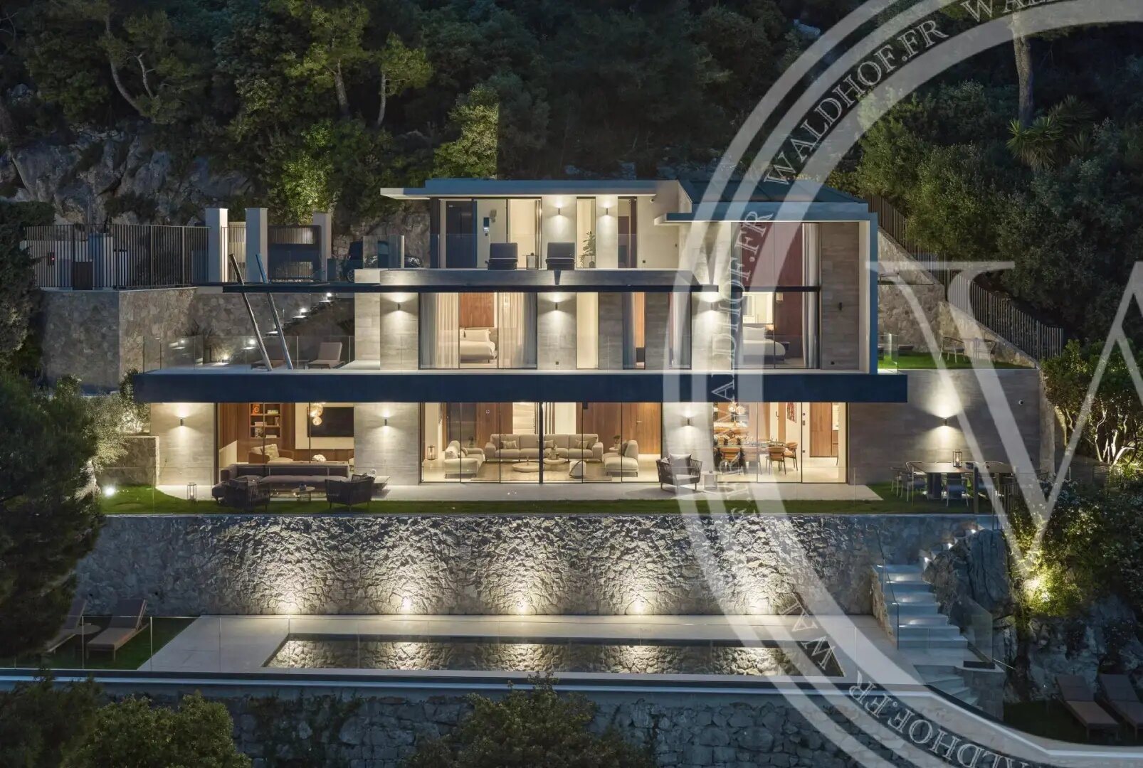 Maison à louer, 440m², Villefranche-sur-Mer