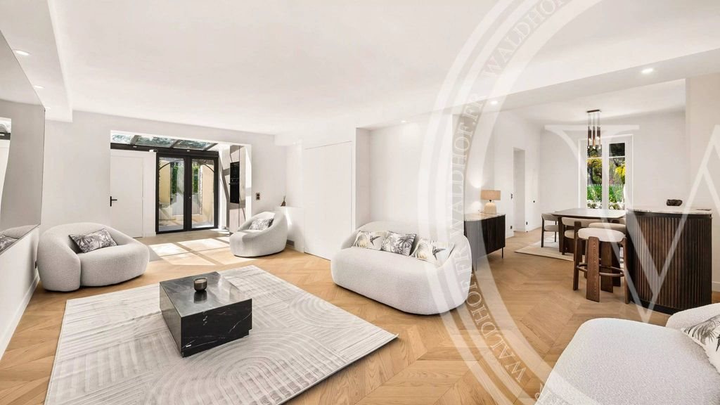 Maison à louer, 185m², Roquebrune-Cap-Martin