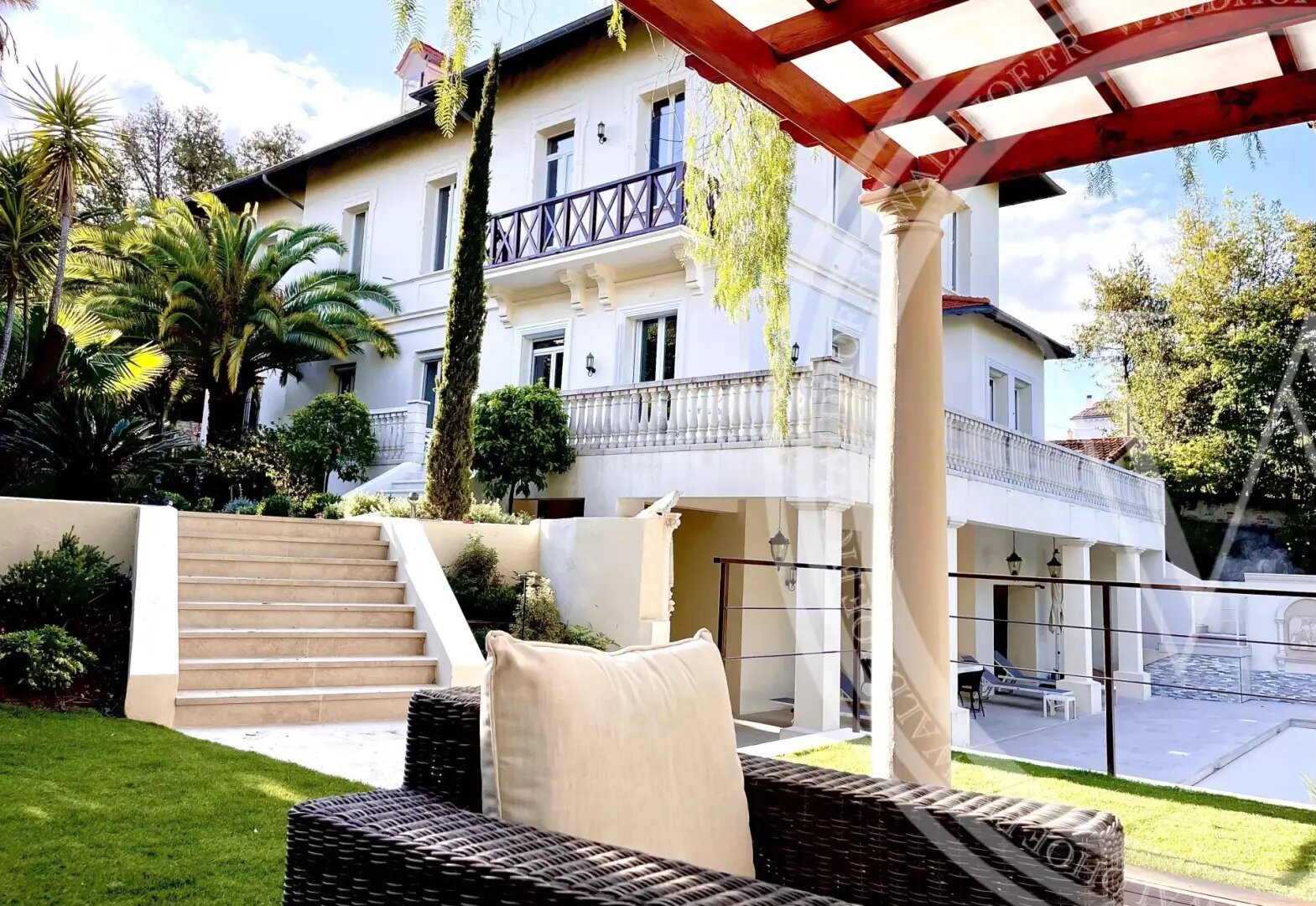 Maison à louer, 600m², Cannes