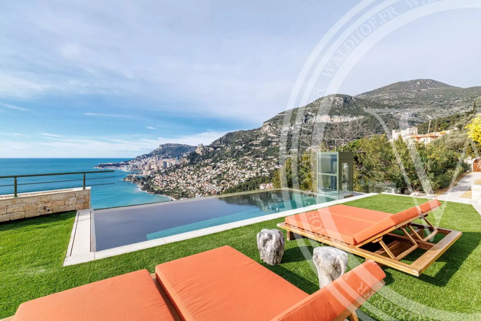Maison à louer, 203m², Roquebrune-Cap-Martin