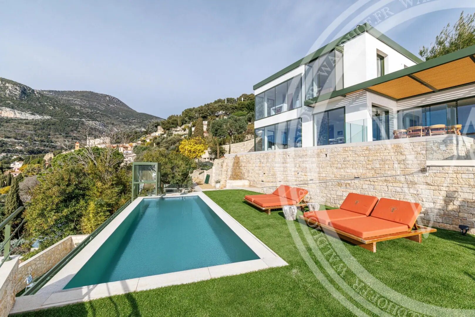 Maison à louer, 203m², Roquebrune-Cap-Martin
