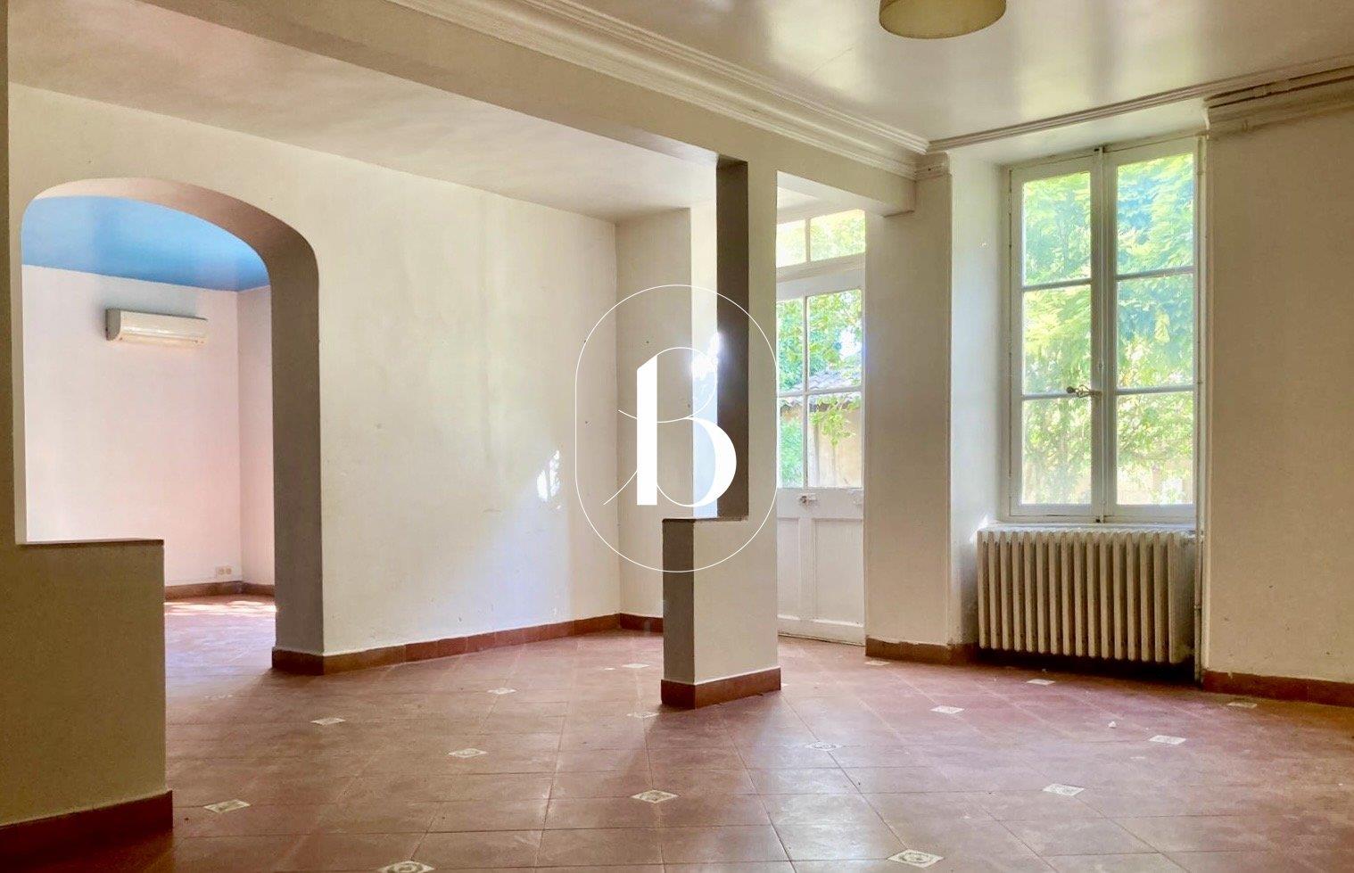Maison à vendre, 161m², Laudun-l'Ardoise