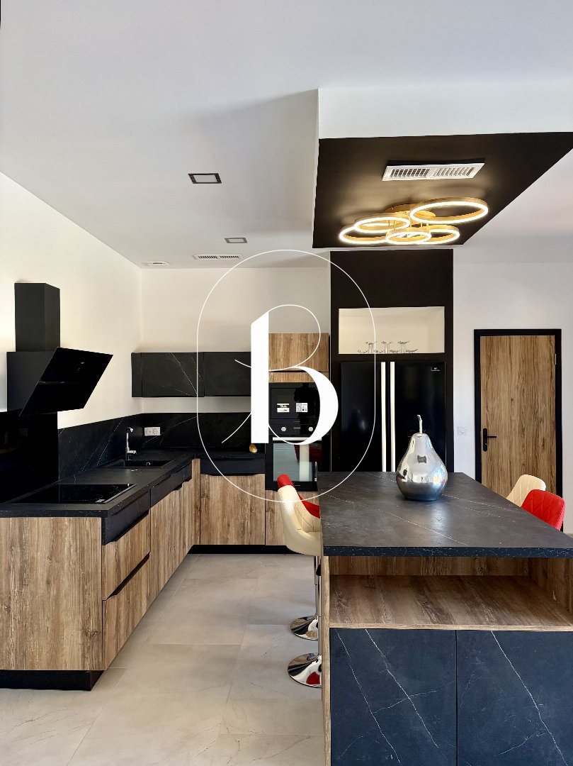 Maison à vendre, 171m², Uzès
