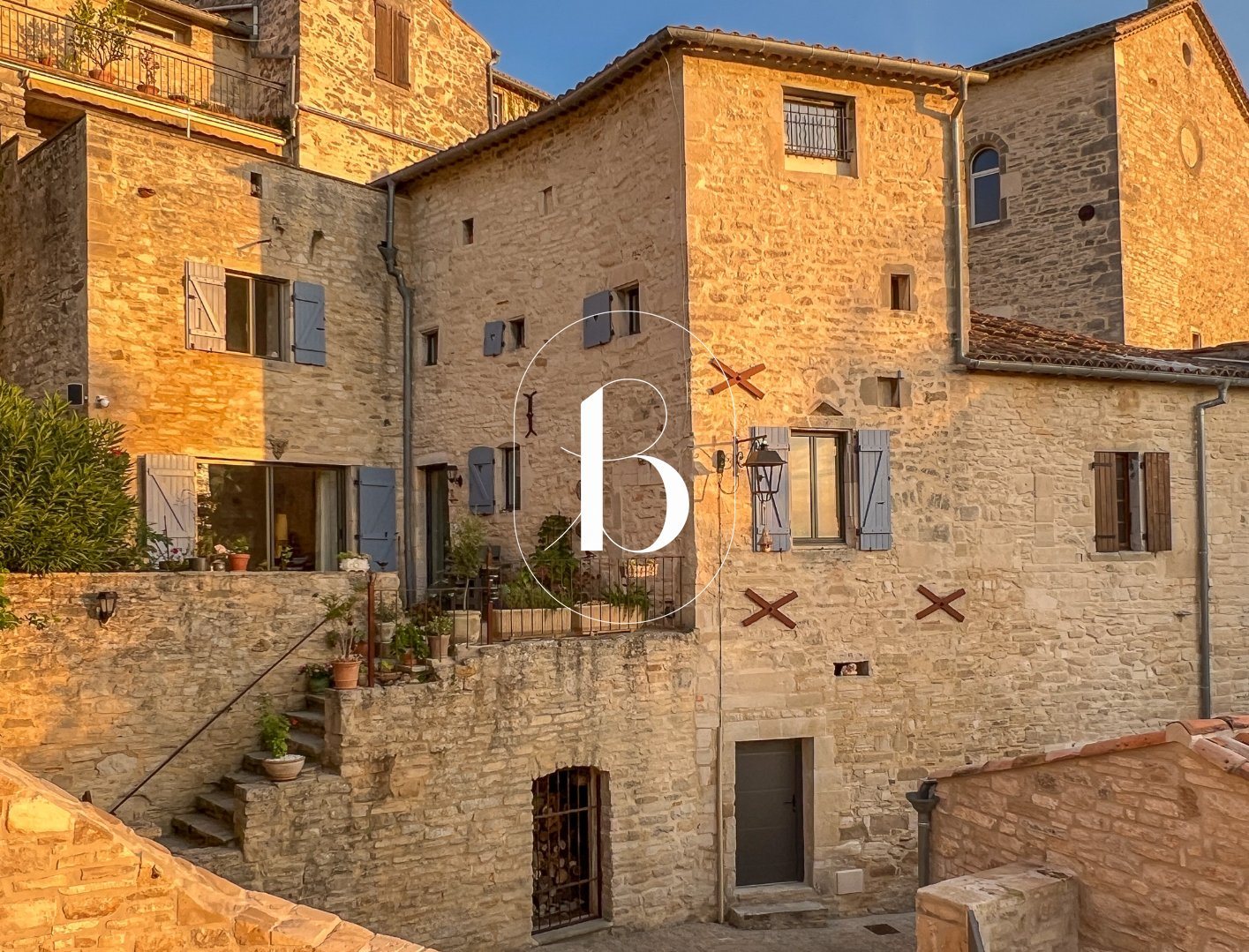 Maison à vendre, 156m², Barjac