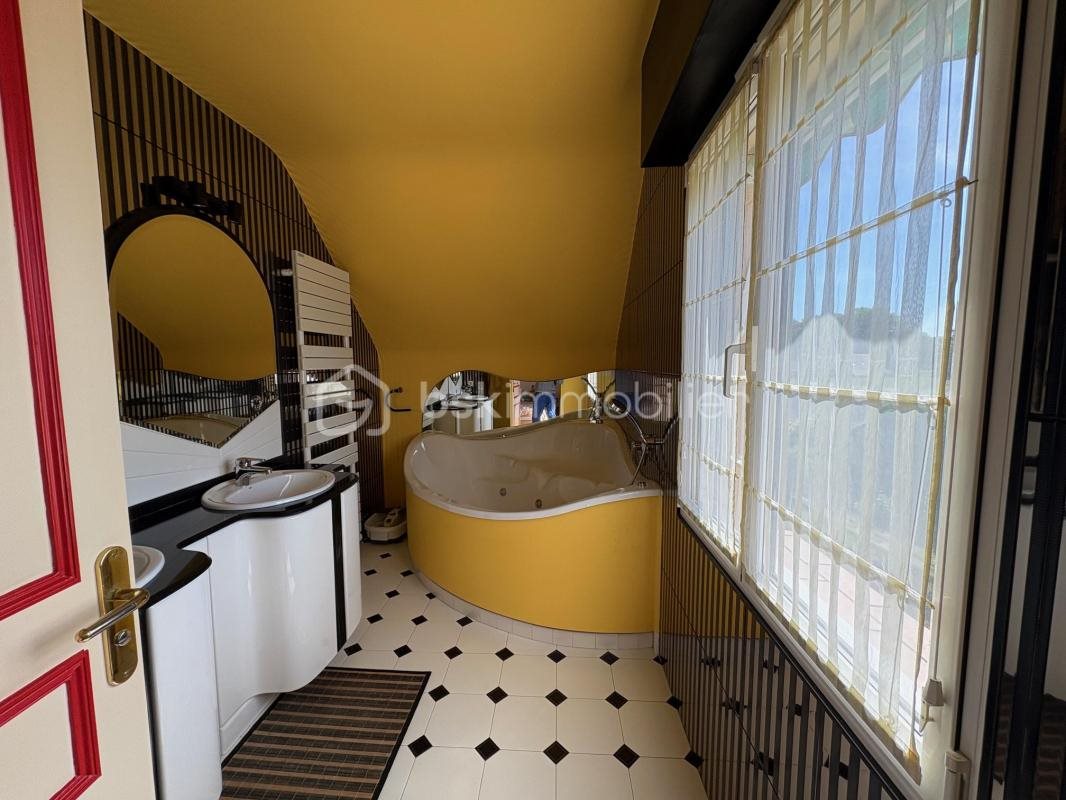 Maison à vendre, 251m², Ruaudin