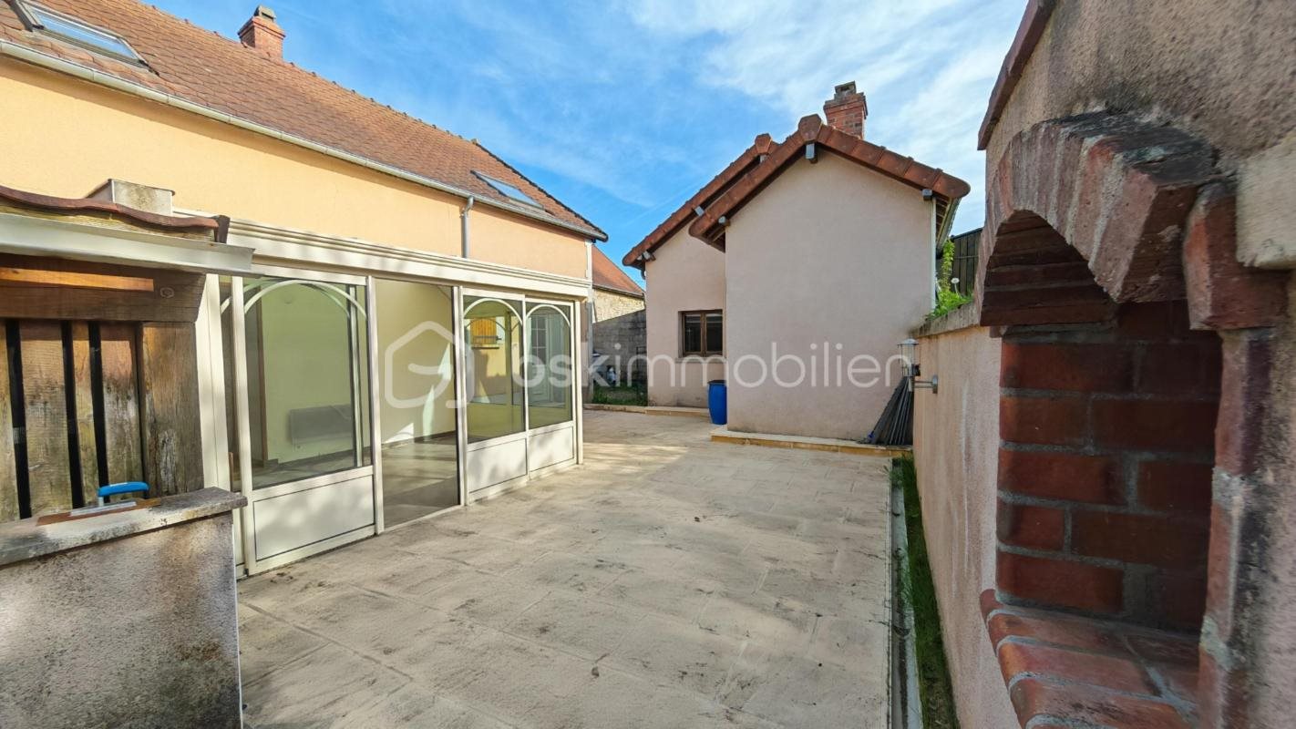 Maison à vendre, 112m², Bazolles