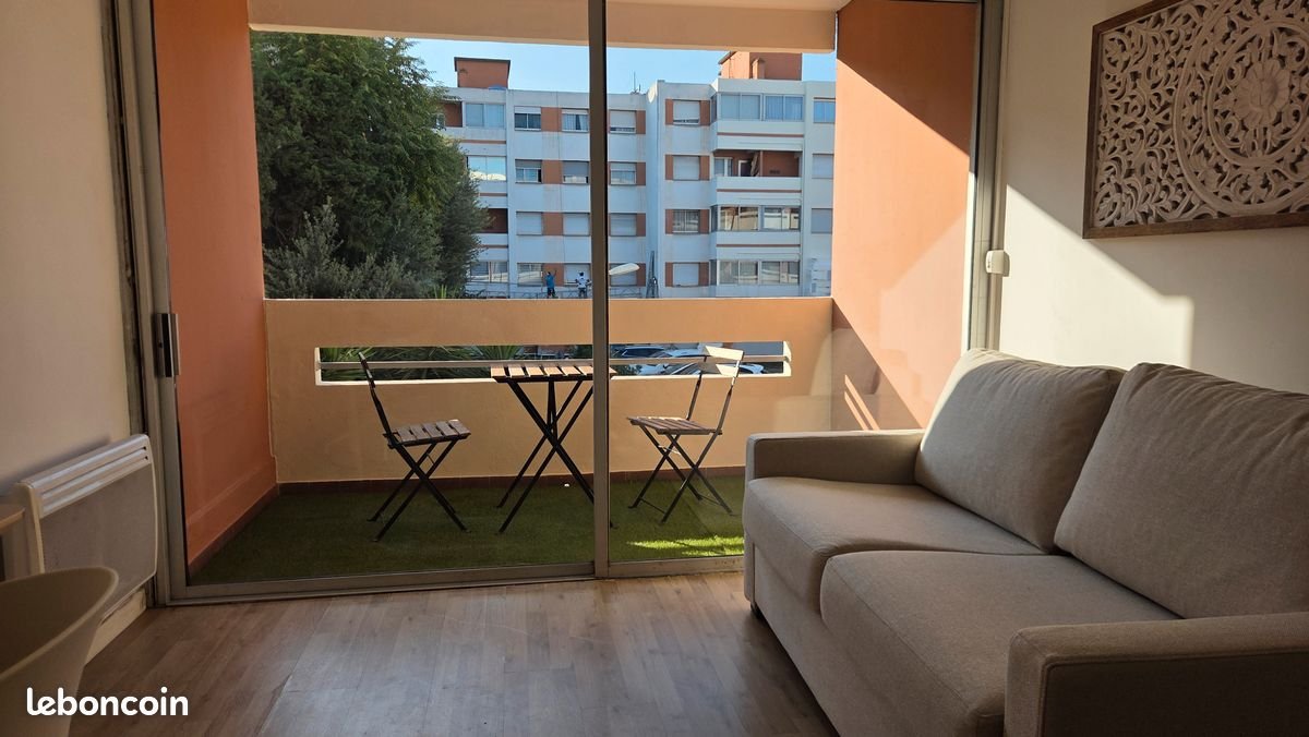 Appartement à louer, 20m², Marseille 8ème