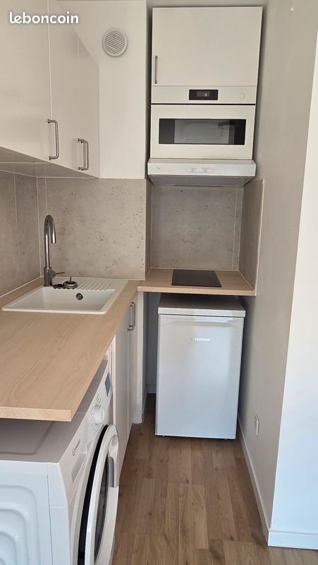 Appartement à louer, 20m², Marseille 8ème