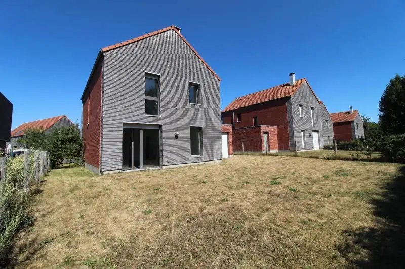 Maison à louer, 97m², Englos