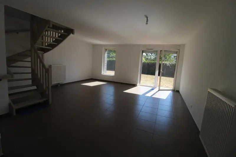 Maison à louer, 97m², Englos