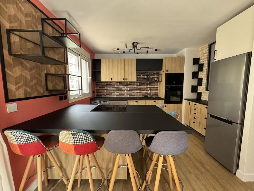 Appartement à louer, 42m², Courbevoie