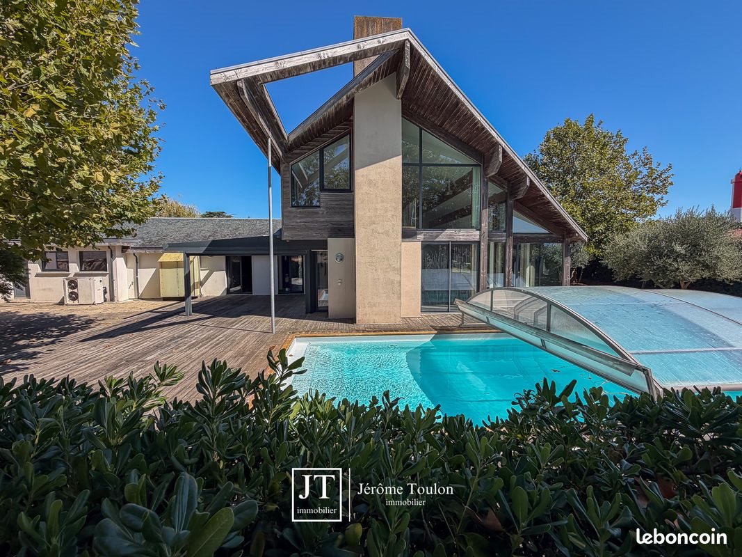 Maison à vendre, 385m², Saint-Palais-sur-Mer