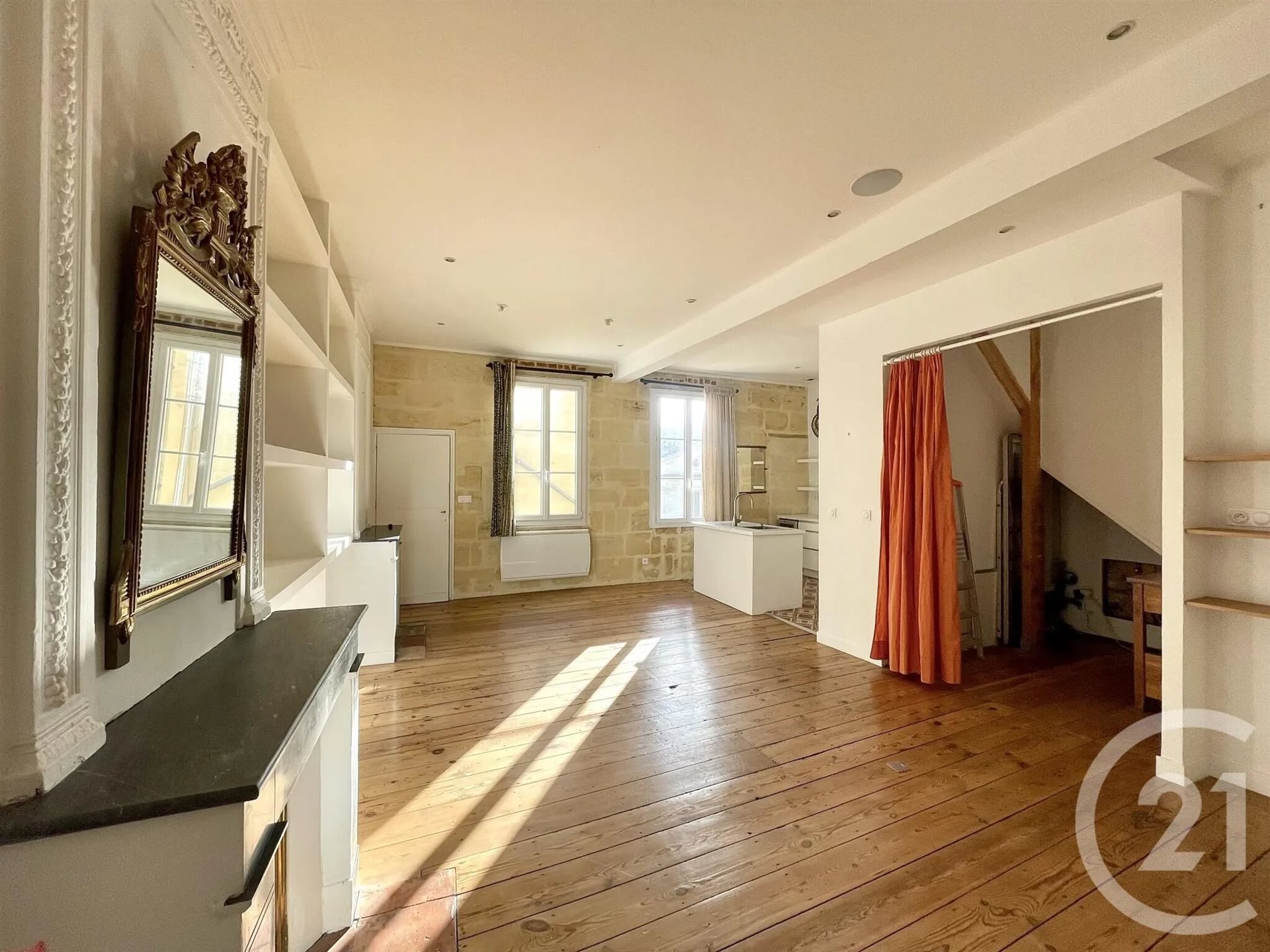 Appartement à louer, 84m², Bordeaux