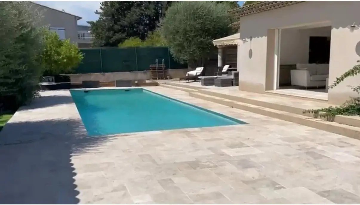 Maison à vendre, 181m², La Roquette-sur-Siagne