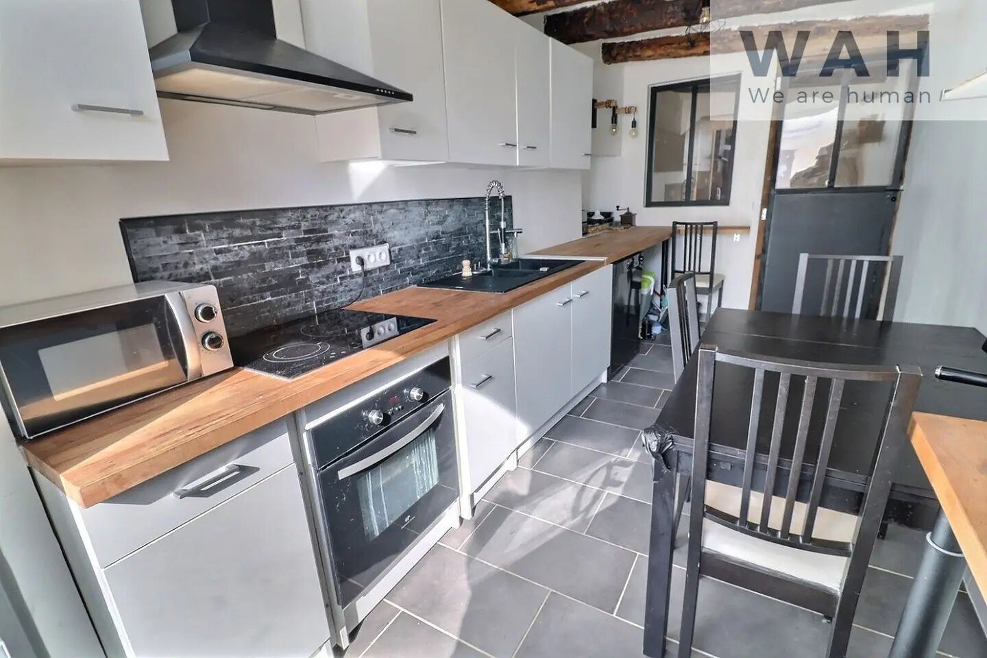 Maison à vendre, 136m², Adissan