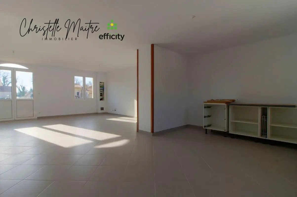 Maison à vendre, 103m², Saint-Martin-de-Crau