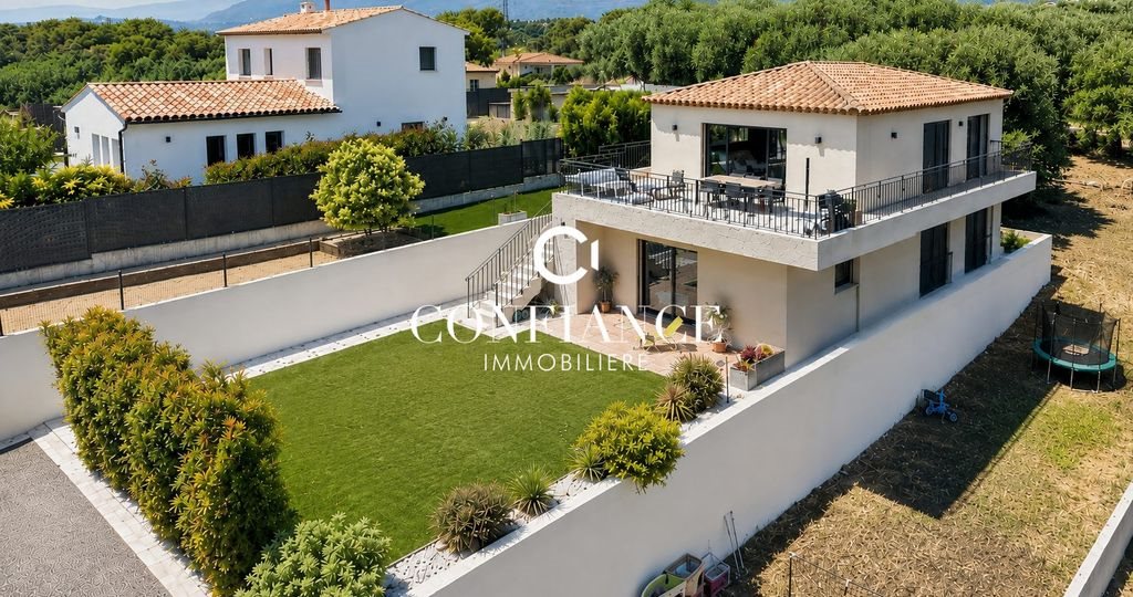 Maison à vendre, 121m², La Gaude