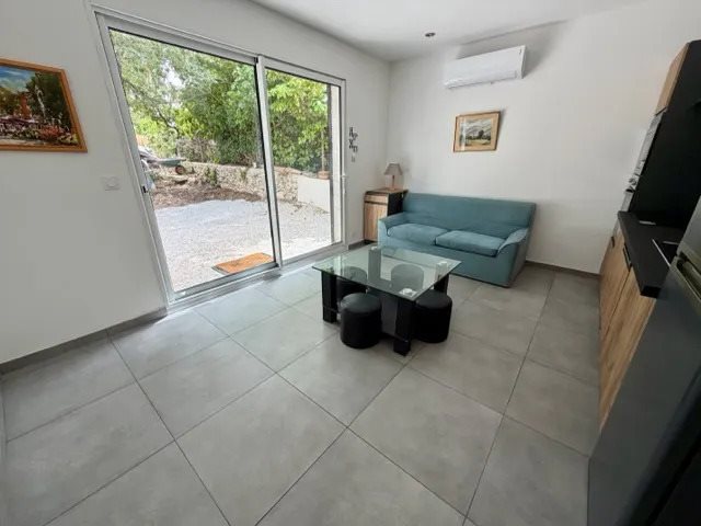 Maison à louer, 31m², Eguilles