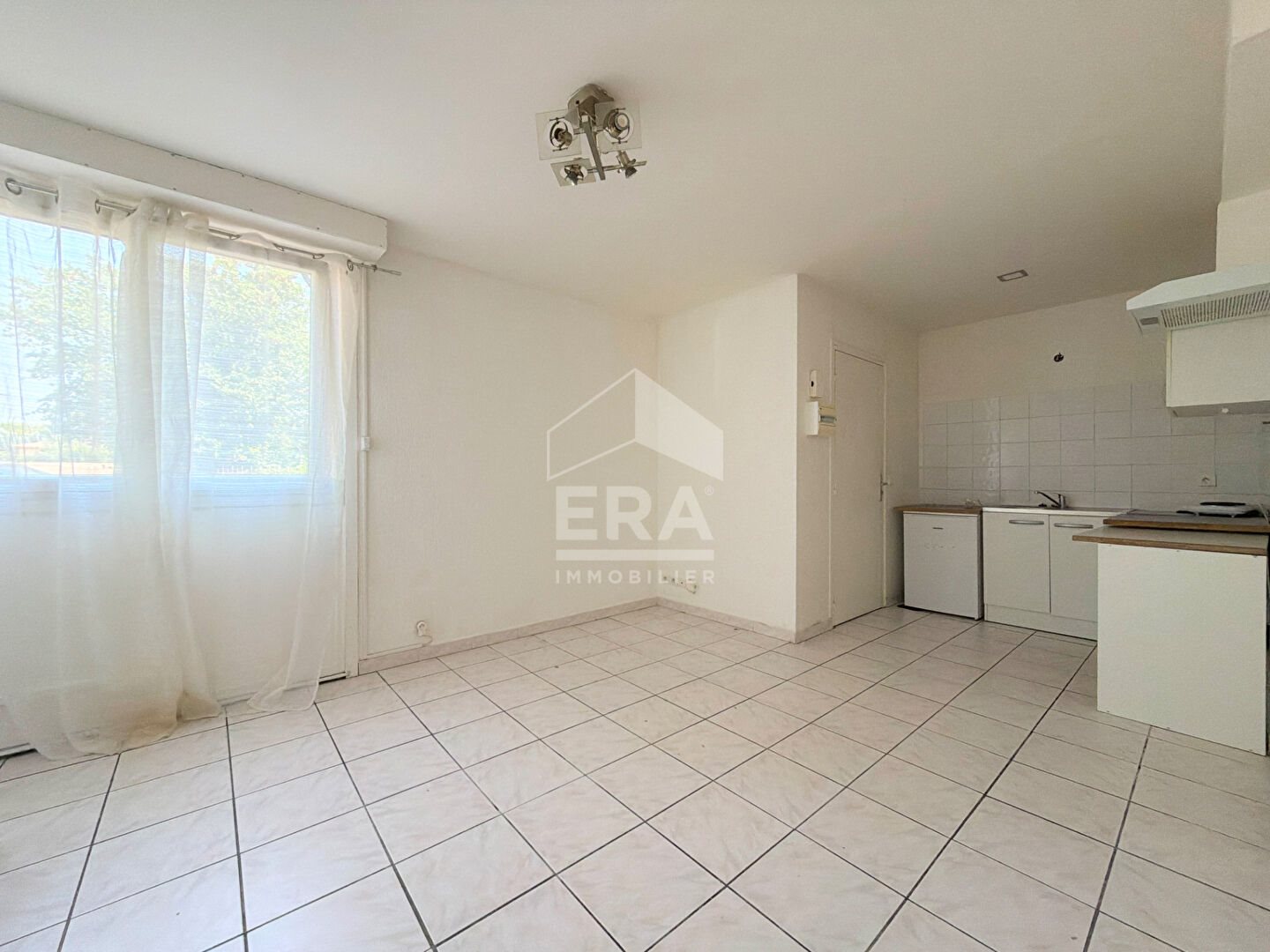 Appartement à louer, 35m², Le Puy-Sainte-Réparade