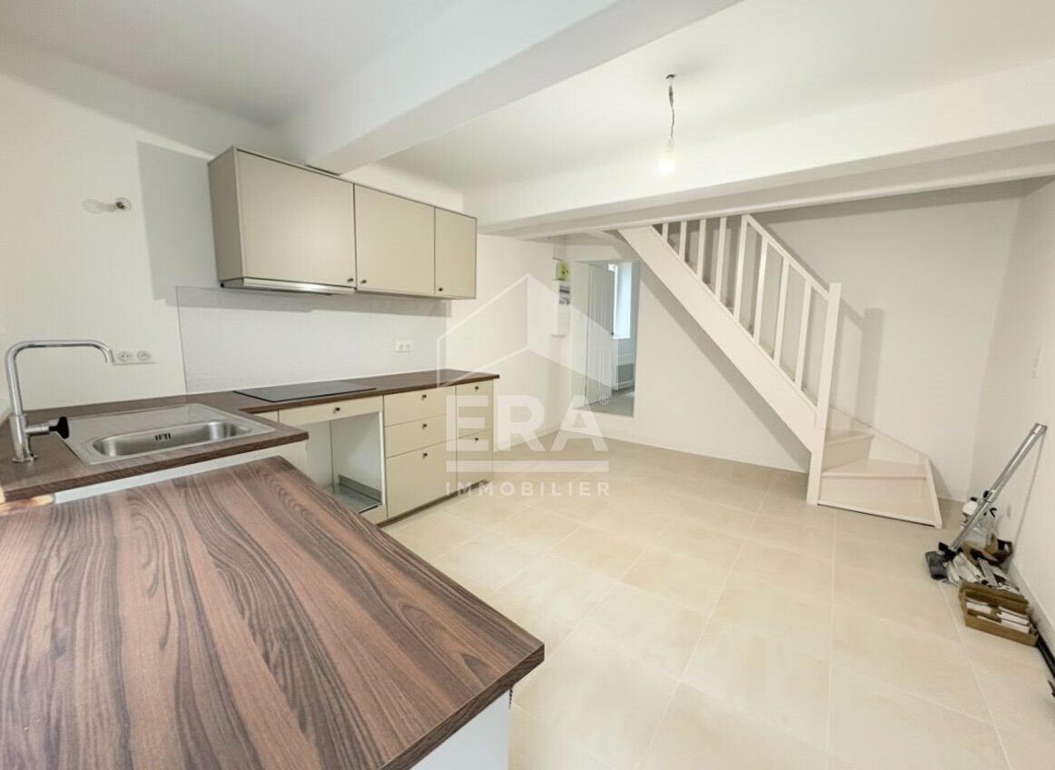 Maison à louer, 58m², Cucuron