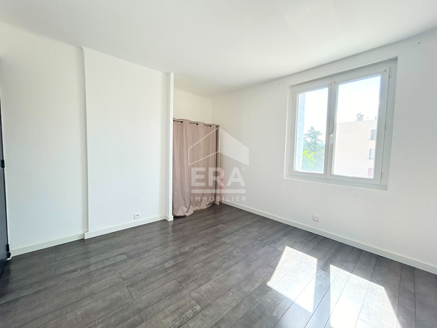 Appartement à louer, 51m², Peyrolles-en-Provence