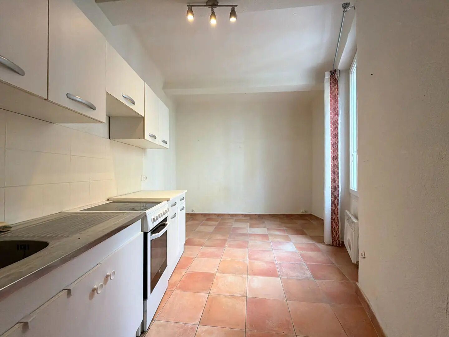 Maison à vendre, 61m², Pertuis