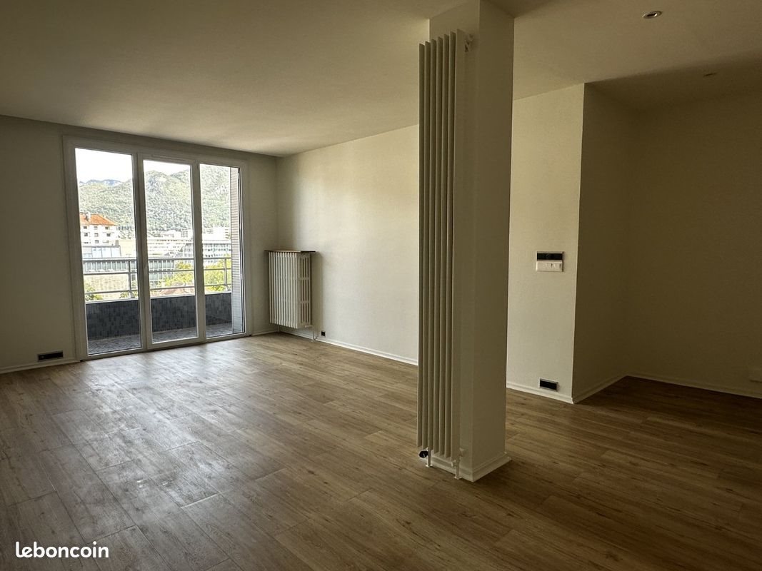 Appartement à louer, 61m², Annecy