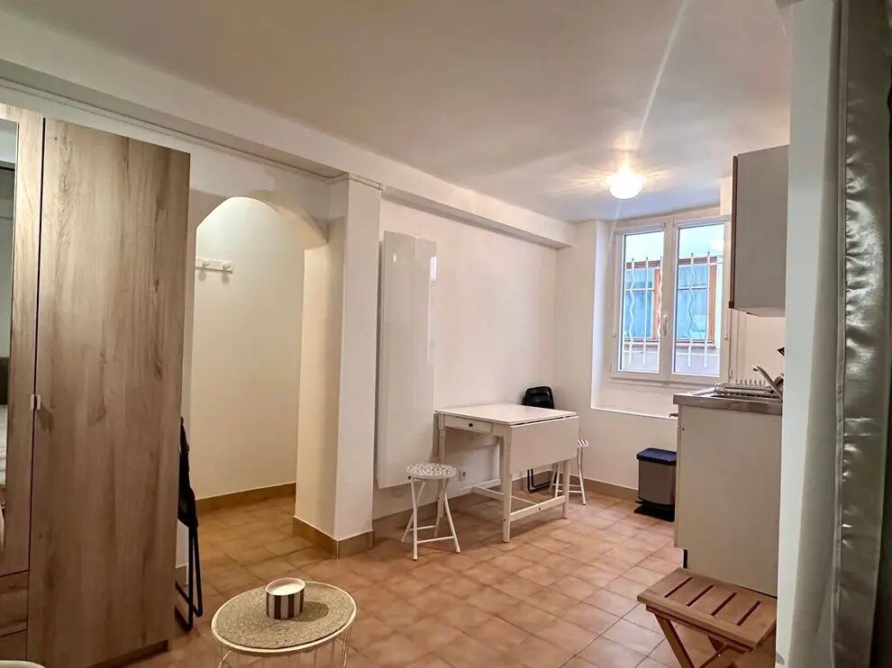 Appartement à louer, 21m², Paris 11ème