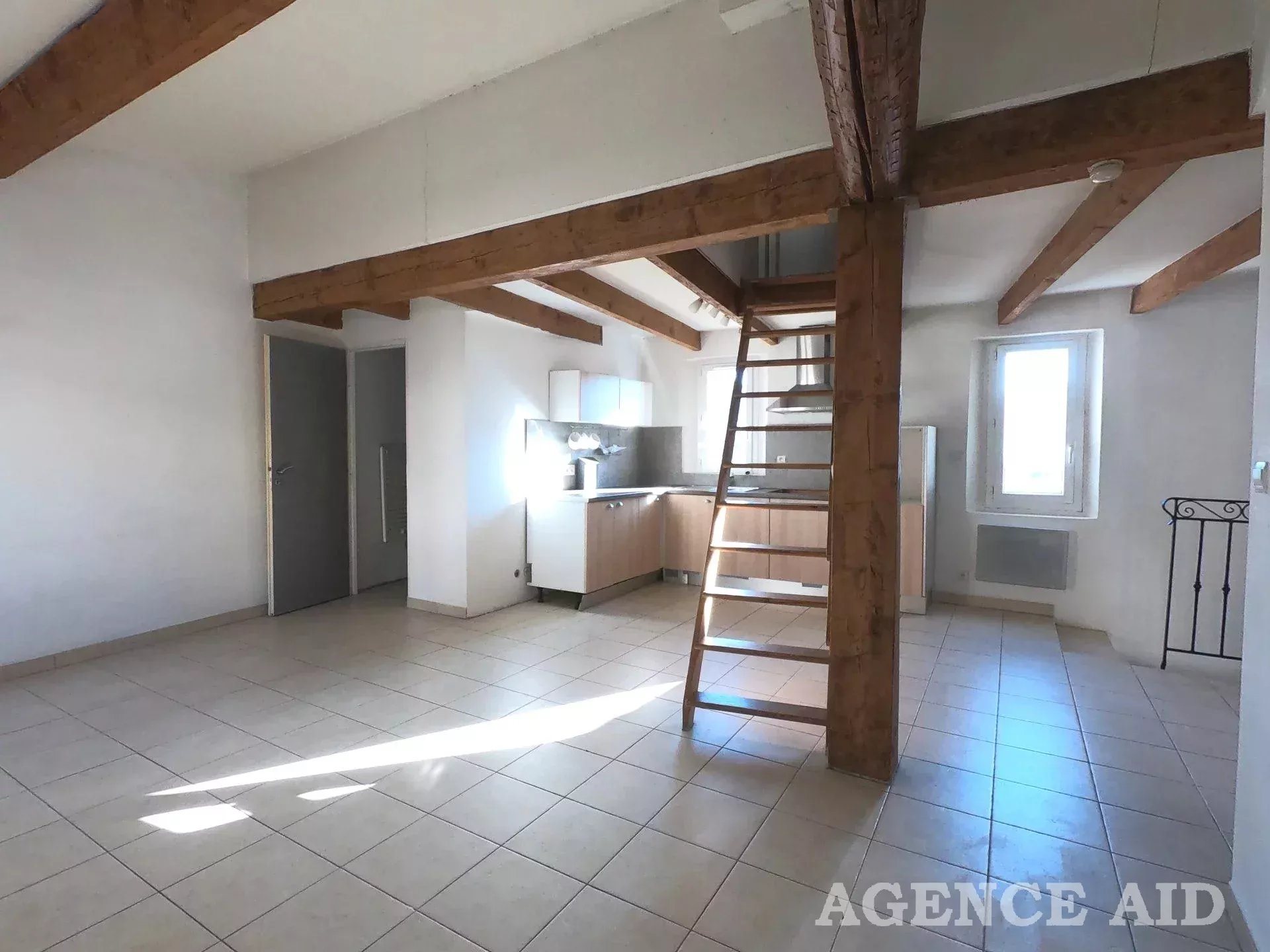 Appartement à vendre, 66m², Cuges-les-Pins
