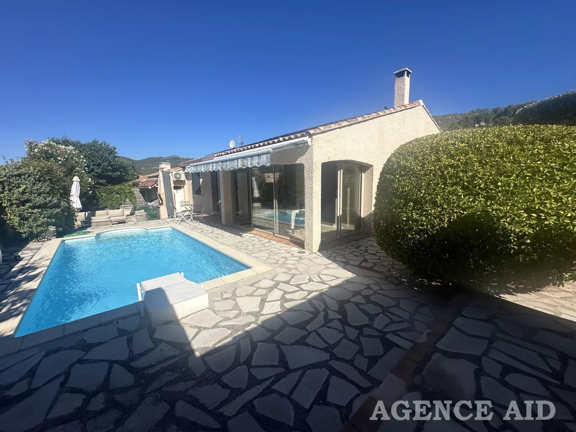 Maison à vendre, 90m², Cuges-les-Pins