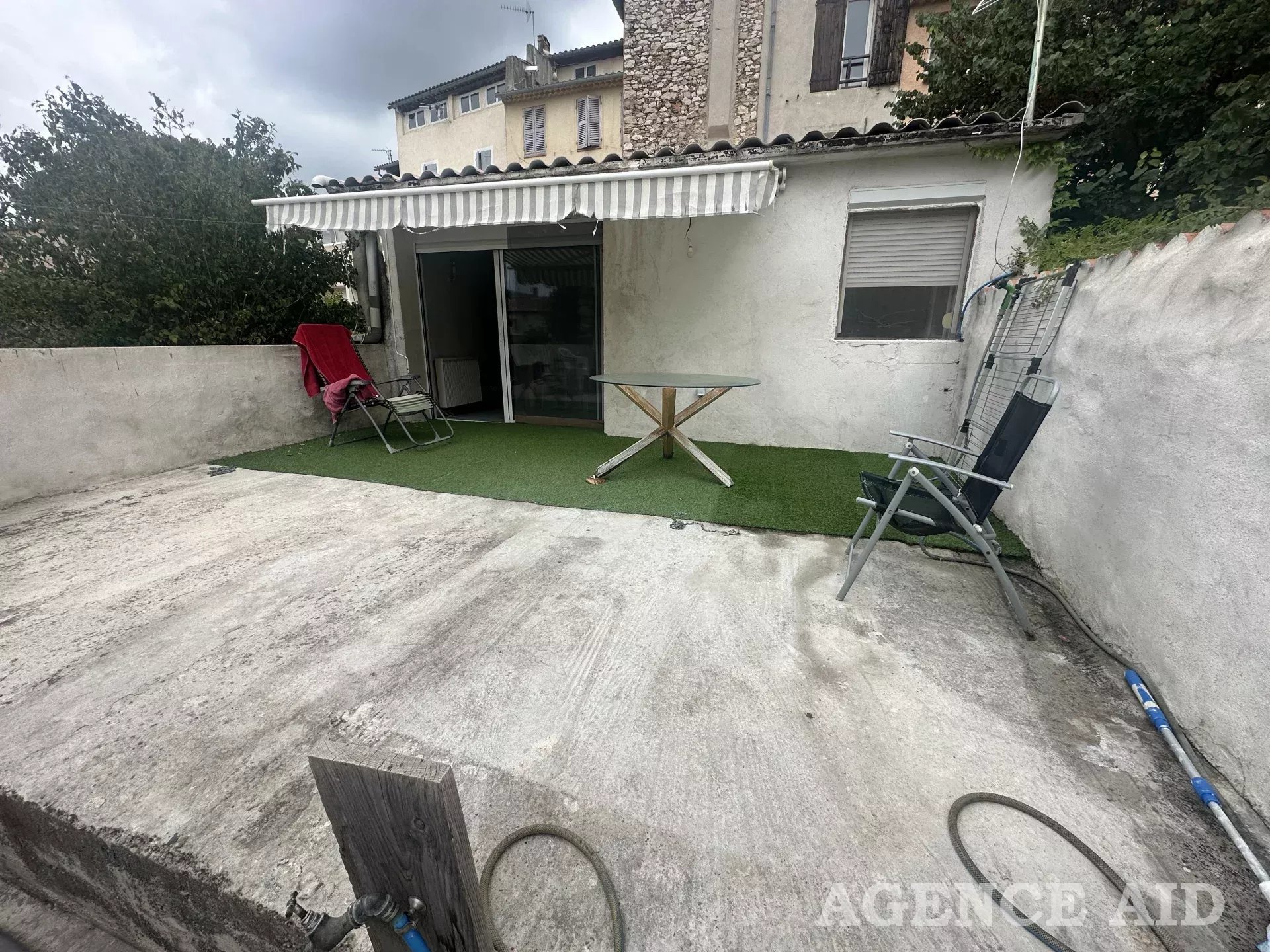Maison à vendre, 220m², Cuges-les-Pins
