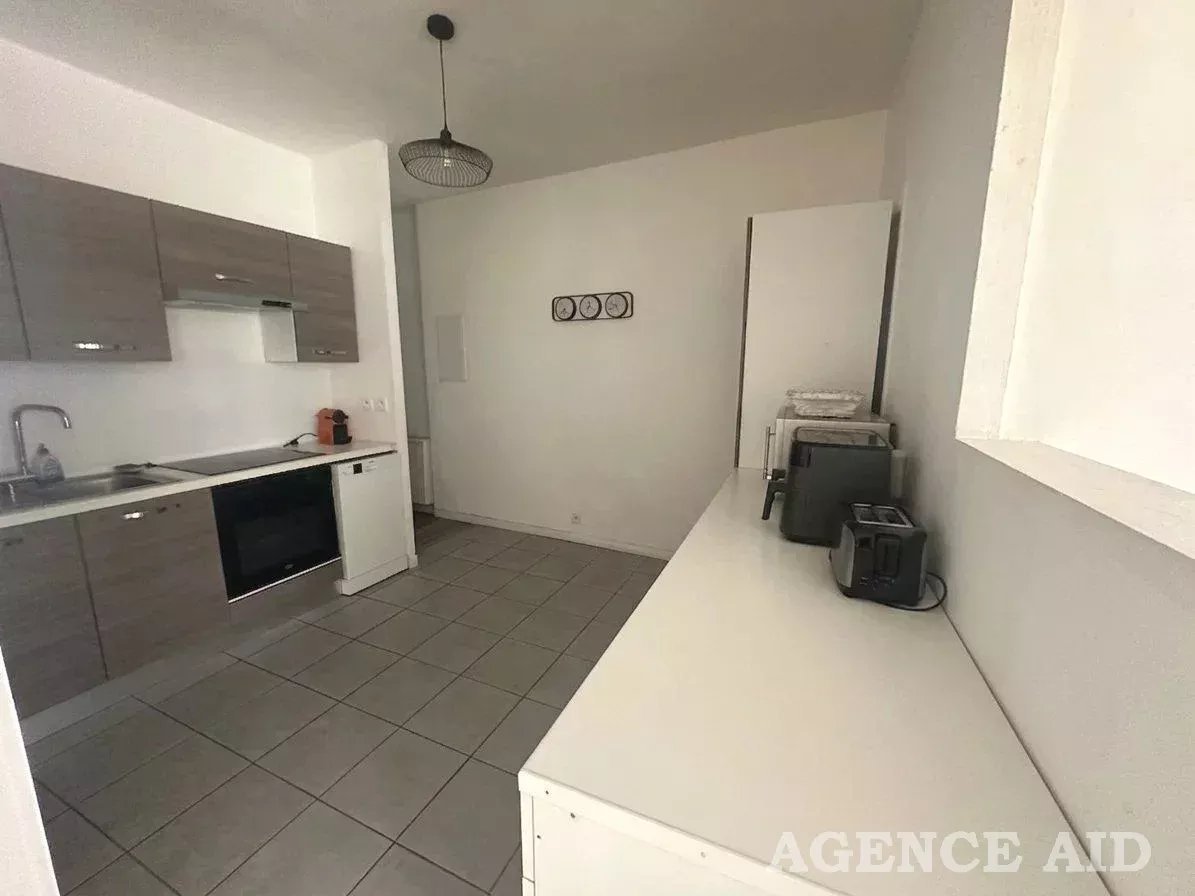 Maison à vendre, 220m², Cuges-les-Pins