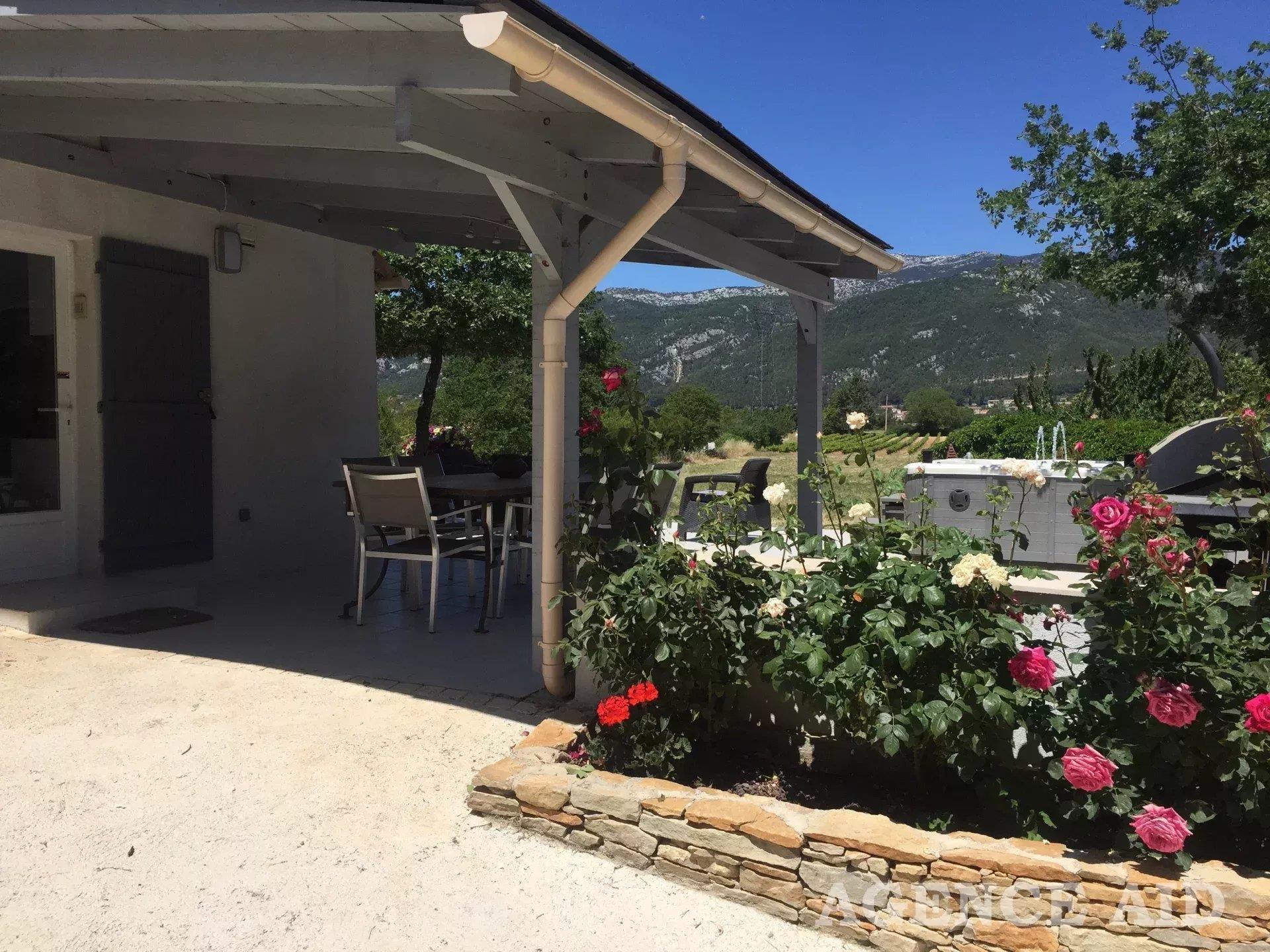 Maison à vendre, 141m², Cuges-les-Pins