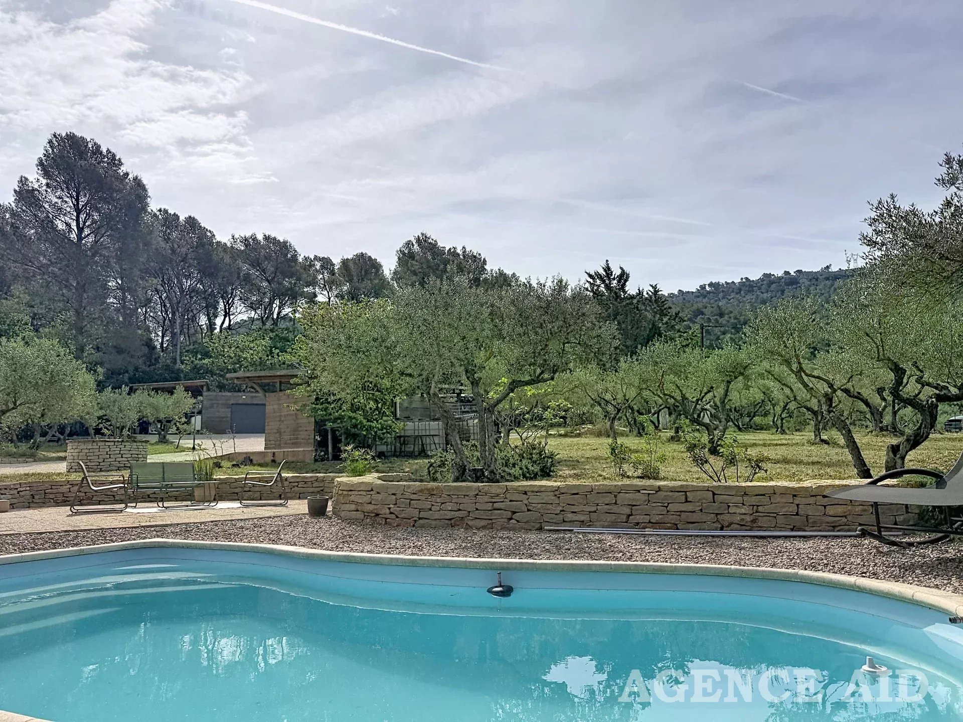 Maison à vendre, 108m², Cuges-les-Pins