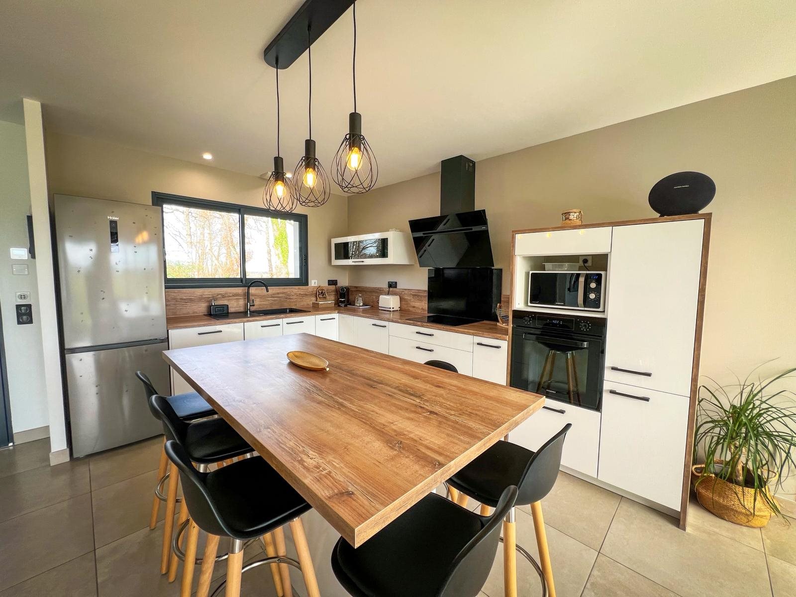 Maison à vendre, 137m², Morlaàs