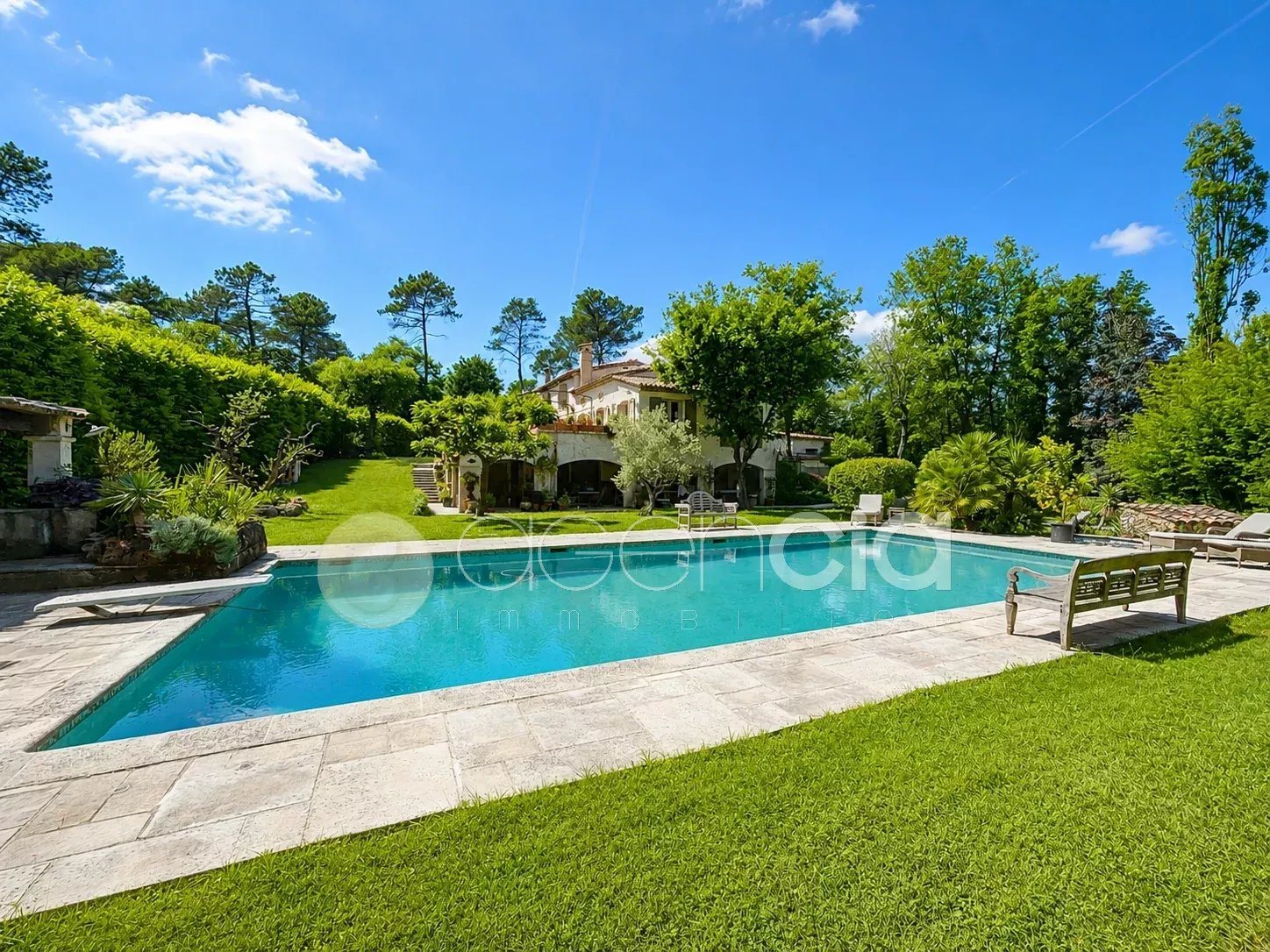 Maison à vendre, 360m², Valbonne