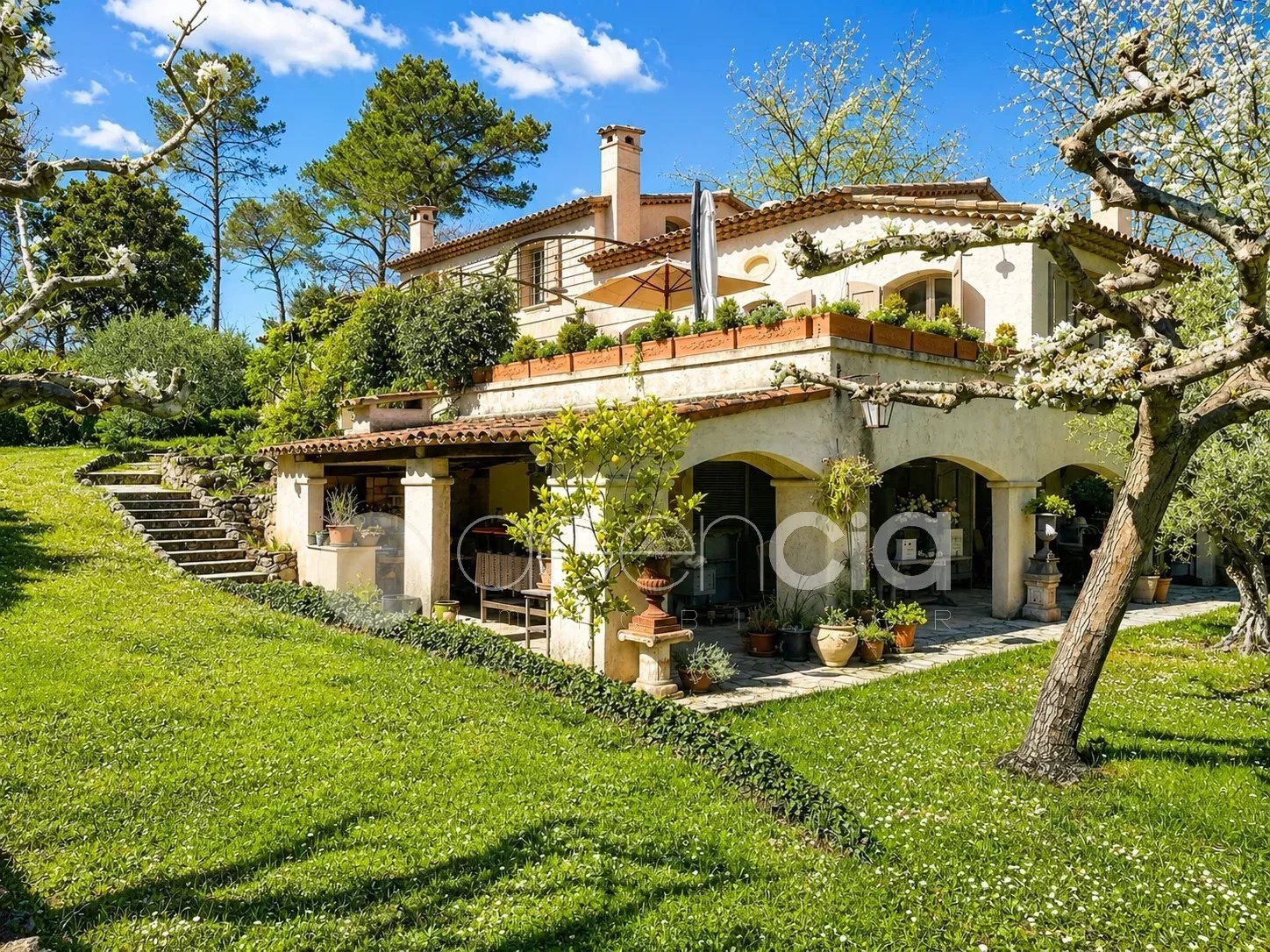 Maison à vendre, 360m², Valbonne