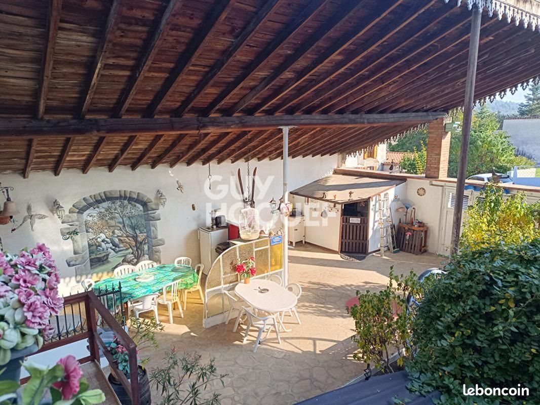 Maison à vendre, 222m², Leigneux